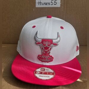 New Era Chicago Bulls Snapback Cap (White, Pink, Gray)